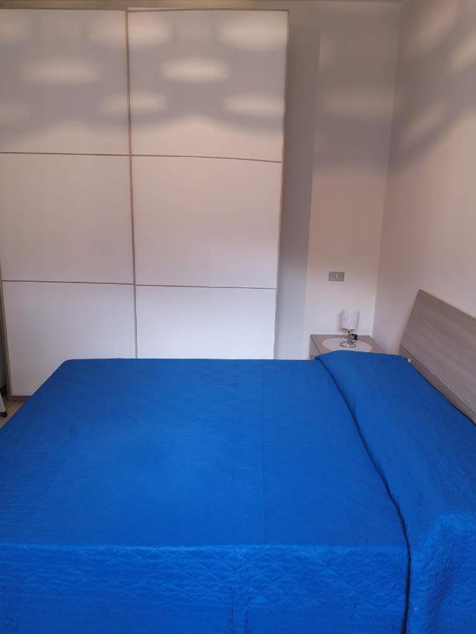 Appartement Bilocale Francesca à Erba Extérieur photo